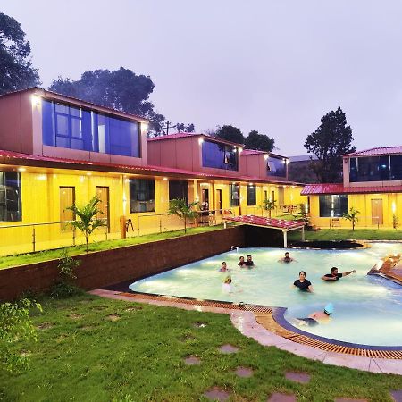 Arya Resort And Spa Mahābaleshwar Esterno foto