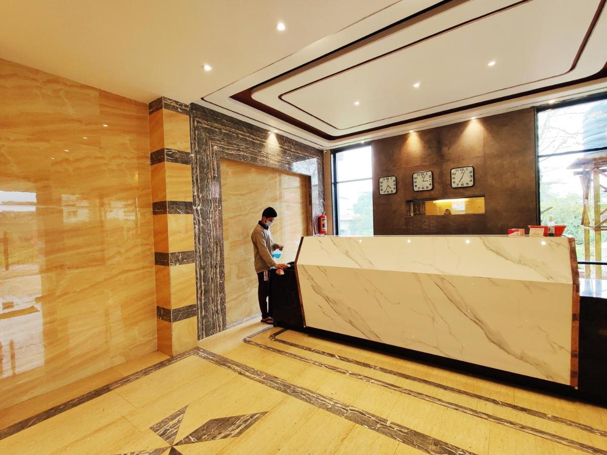 Arya Resort And Spa Mahābaleshwar Esterno foto