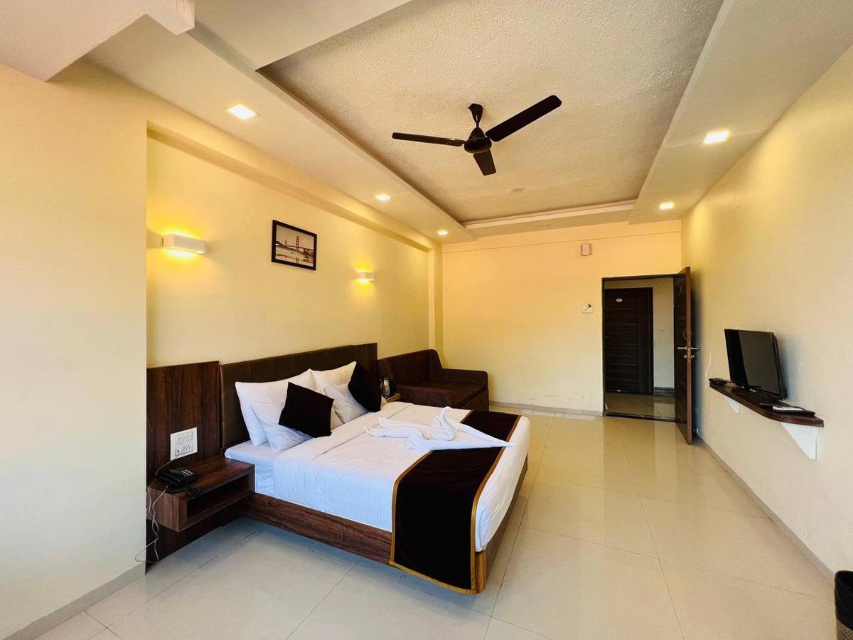 Arya Resort And Spa Mahābaleshwar Esterno foto