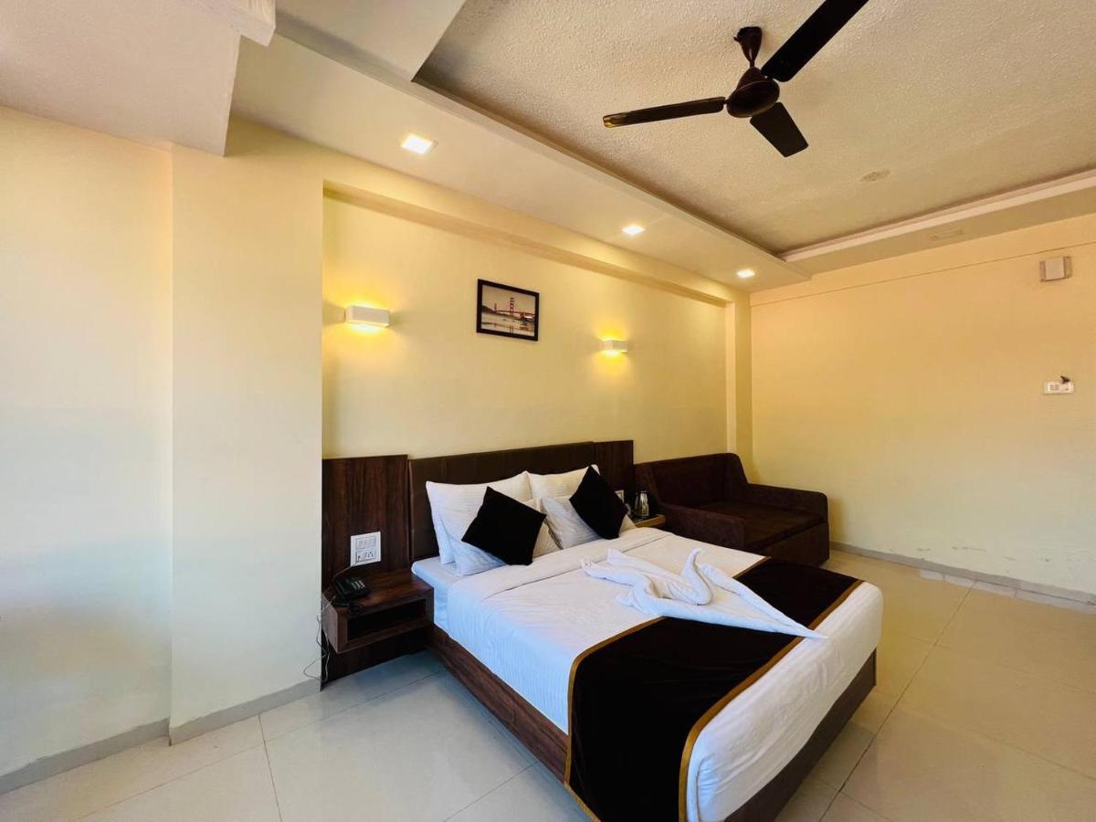 Arya Resort And Spa Mahābaleshwar Esterno foto